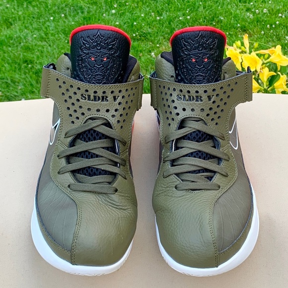 SOLD: Nike Air Max Soldier V - Iguana/Max Orange - Picture 2 of 5